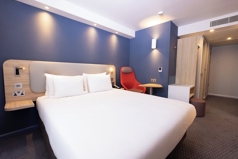 holiday inn express windsor by ihg