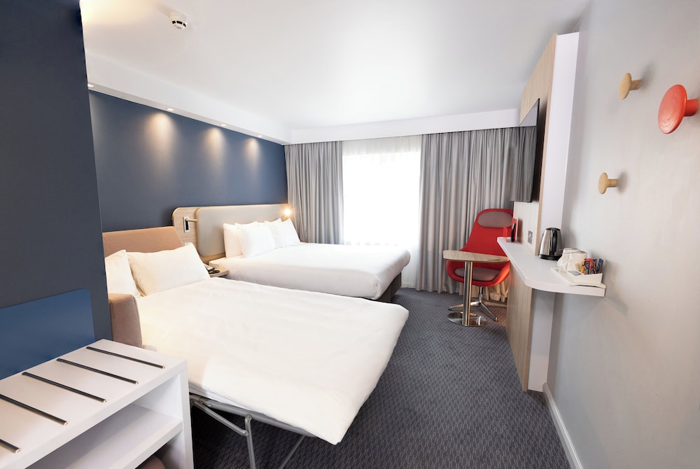 holiday inn express windsor by ihg