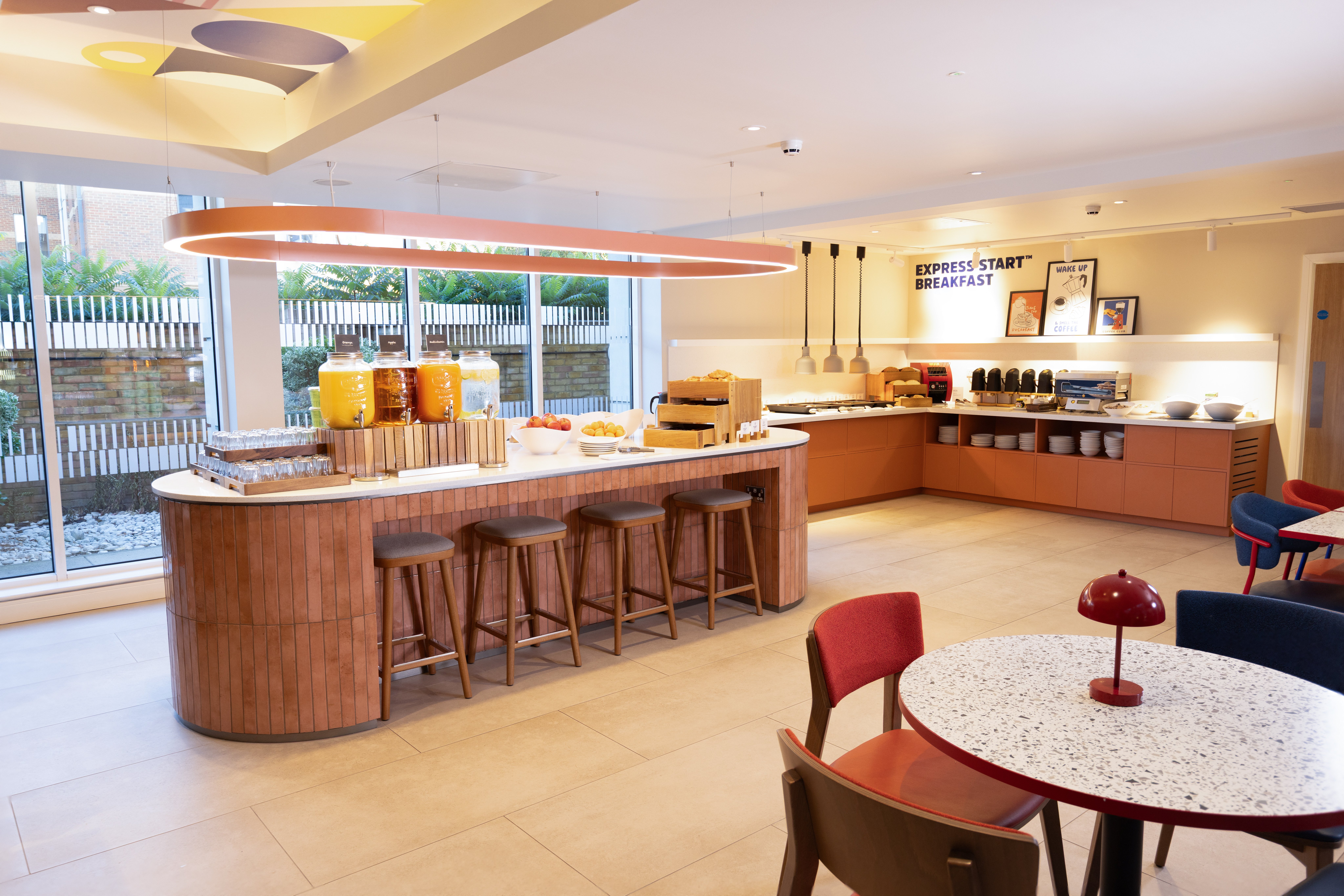 holiday inn express windsor by ihg