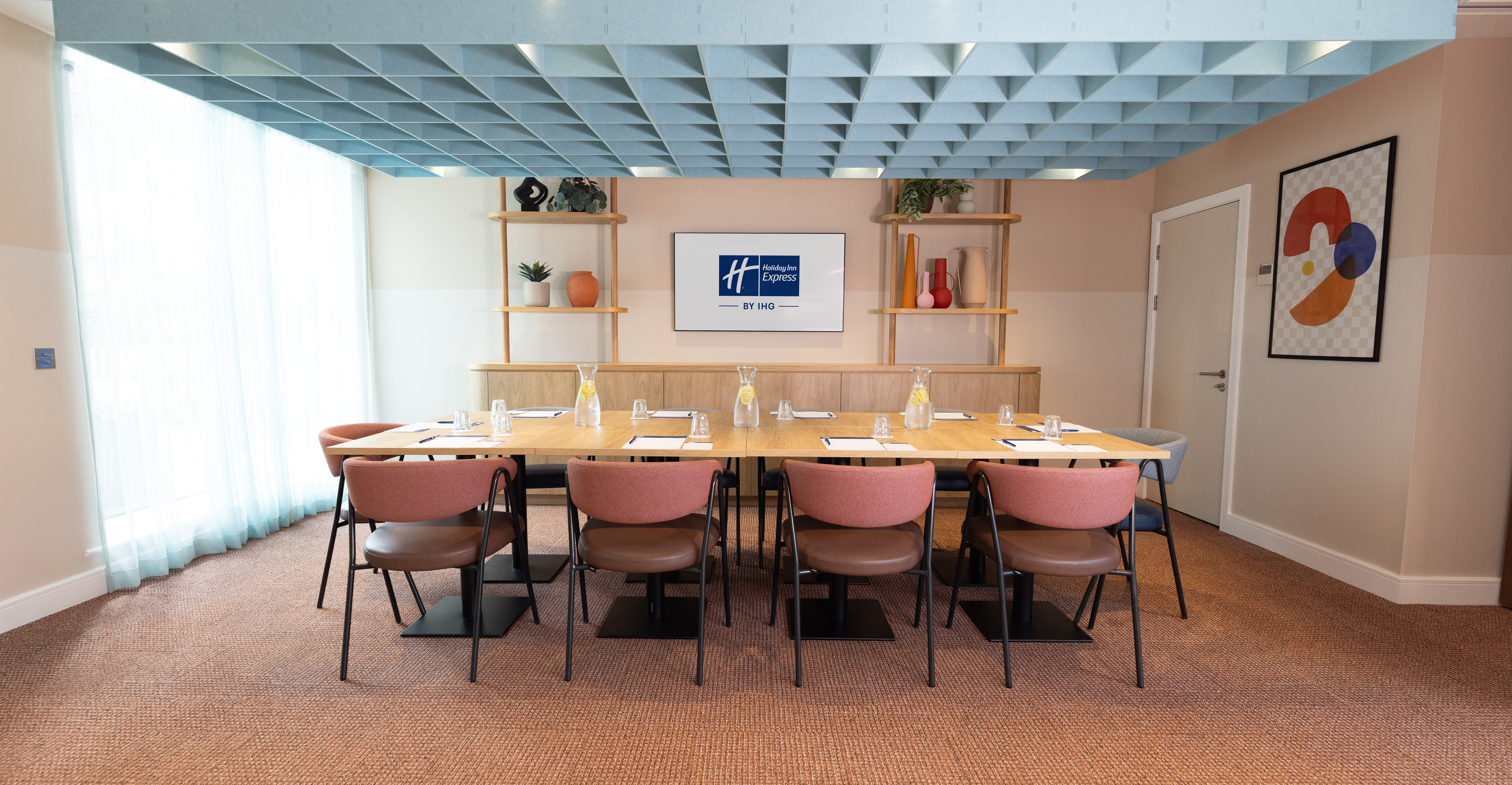 holiday inn express windsor by ihg