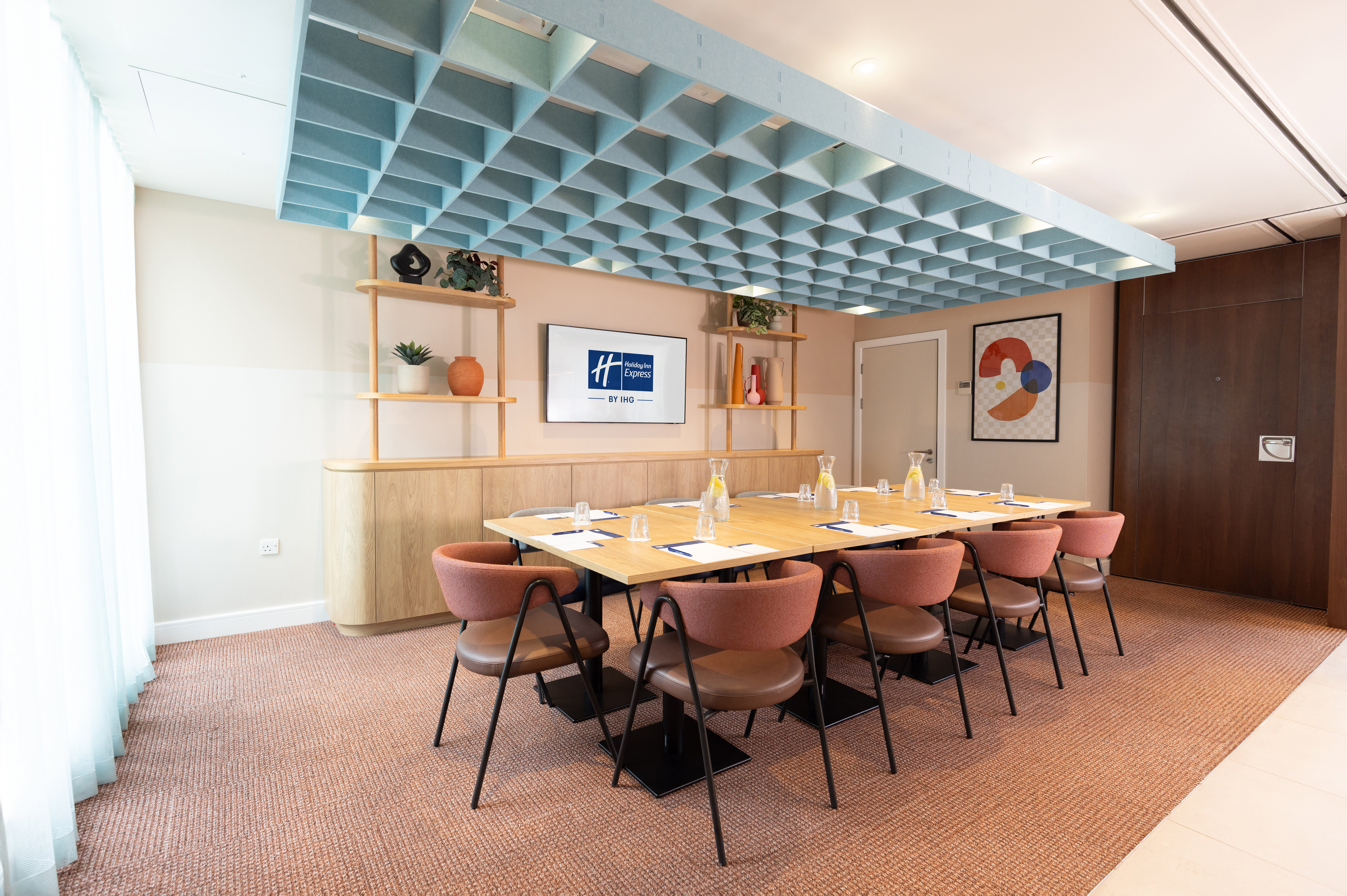 holiday inn express windsor by ihg