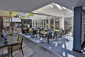 Holiday Inn Express Windsor By Ihg,Egham>>Berkshire,3 star