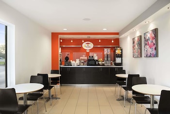 super 8 by wyndham ormond beach