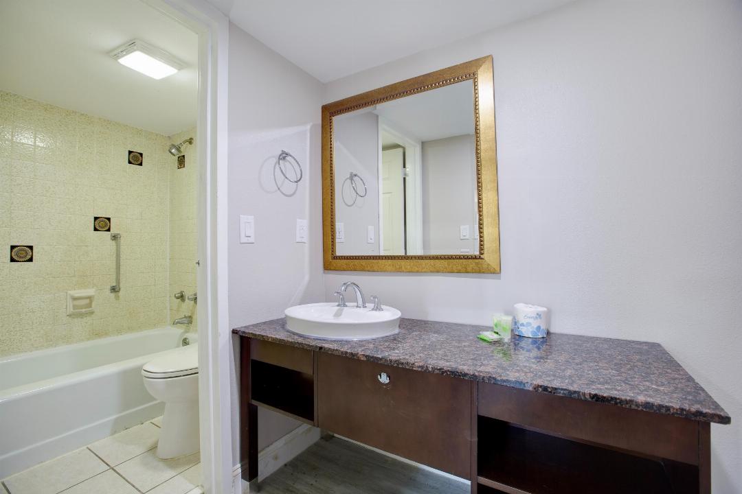 riverside inn and suites danville ceaser casino