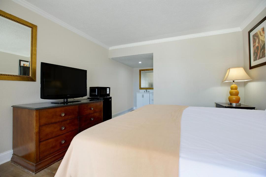 riverside inn and suites danville ceaser casino