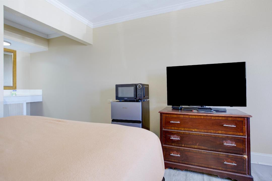 riverside inn and suites danville ceaser casino