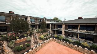 riverside inn and suites danville ceaser casino