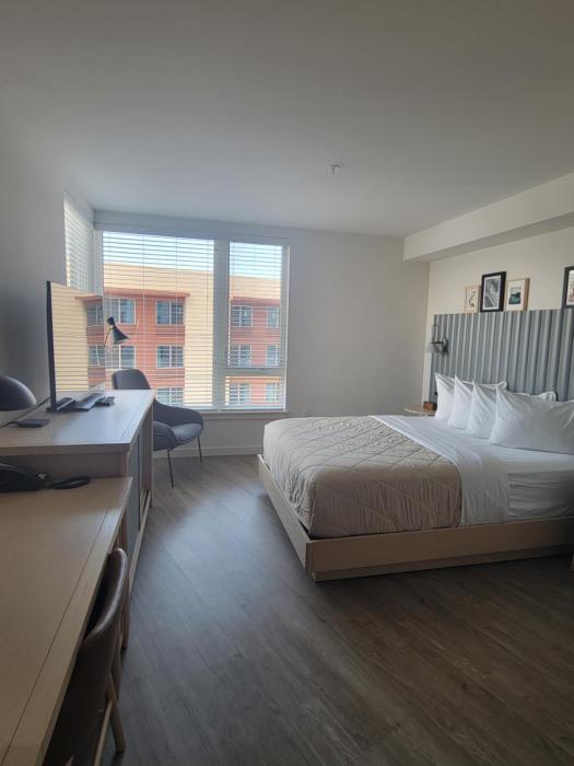 marina square suites