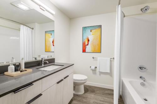 marina square suites