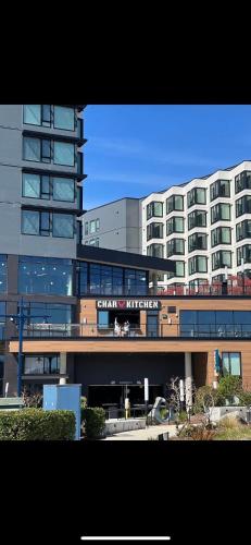 marina square suites