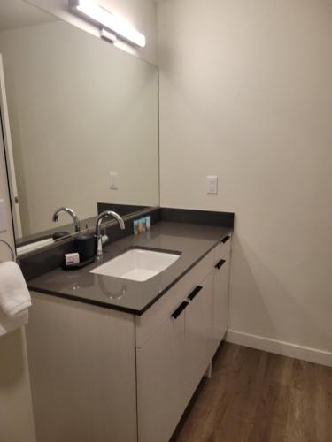 marina square suites