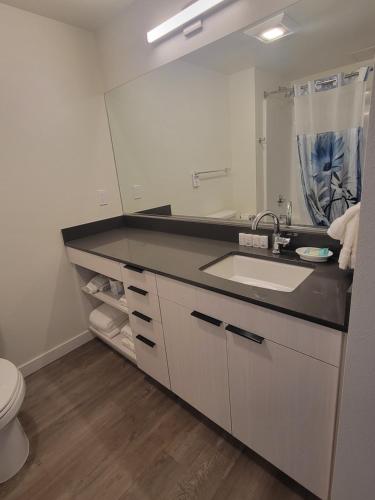 marina square suites