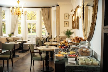 The Chelsea Townhouse By Iconic Luxury Hotels,26 Cadogan Gardens,4 star