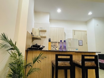 bedchambers serviced apartments artemis