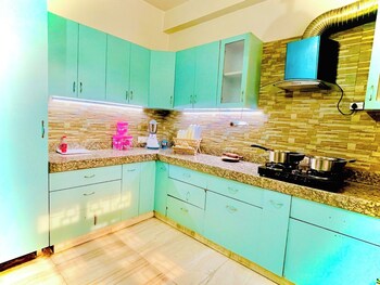 bedchambers serviced apartments artemis