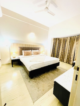 bedchambers serviced apartments artemis