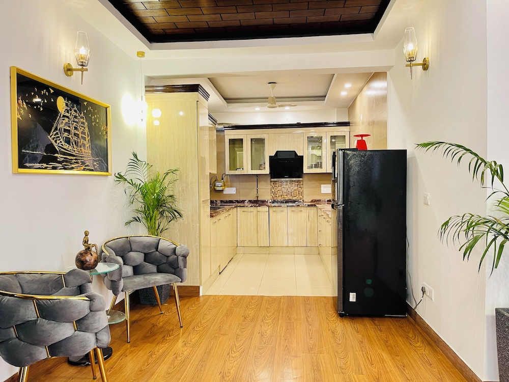 bedchambers serviced apartments south