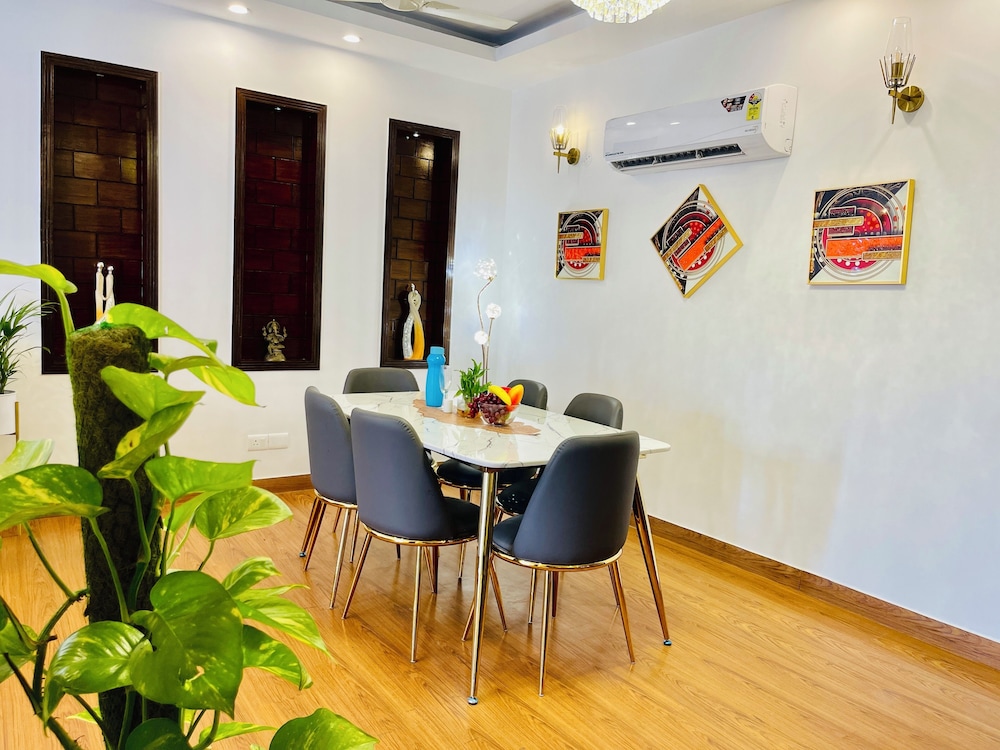 bedchambers serviced apartments south