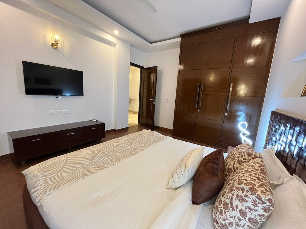 bedchambers serviced apartments south