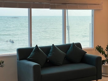 Gao Check In Phala Beachfront,,3 star