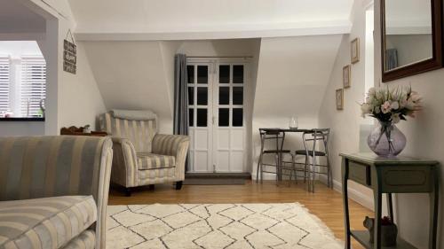 Stunning 1-Bed Apartment In The Heart Of Ludlow,,3 star