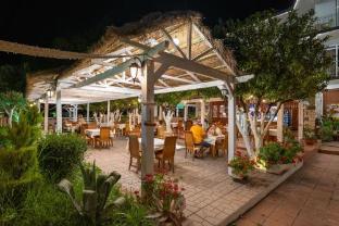 nika hotel rradhime