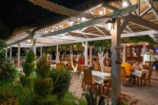 nika hotel rradhime