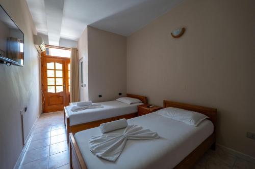 nika hotel rradhime