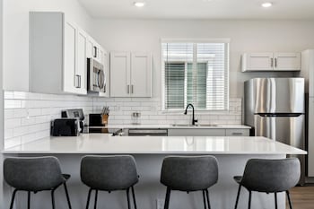 fresh modern home with pool bbq