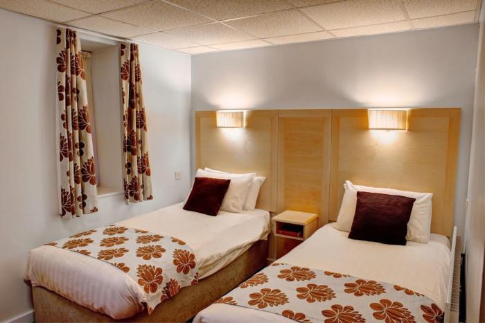 cambridge hotel waterfront