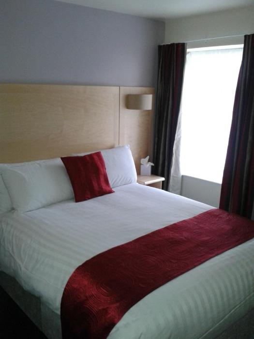 cambridge hotel waterfront