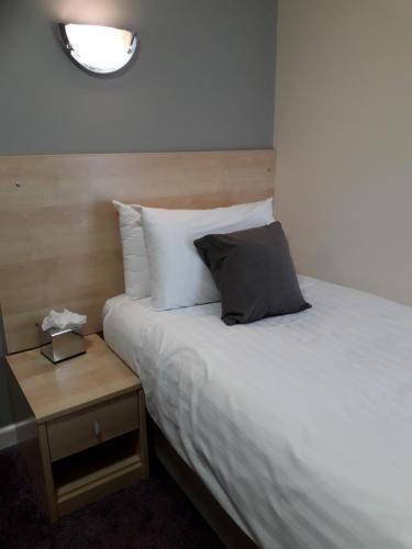 cambridge hotel waterfront