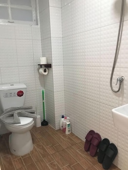 3 Bedroom Villa Din Daeng Bkk,,3 star