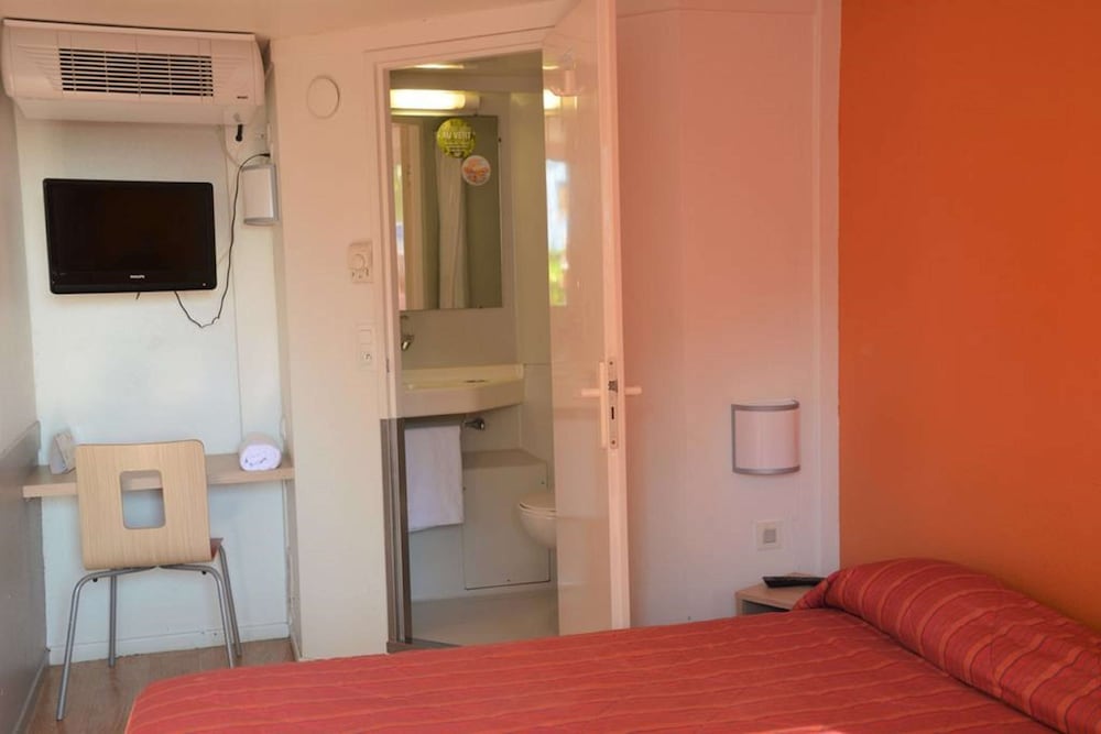 premiere classe biarritz