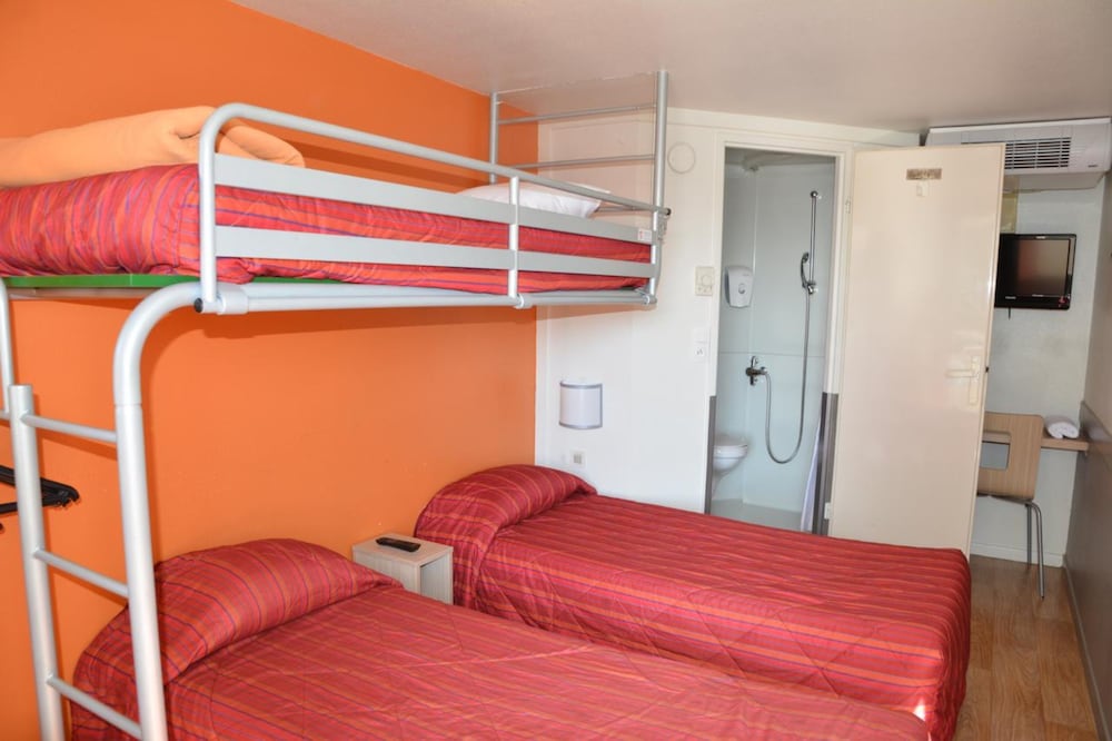 premiere classe biarritz