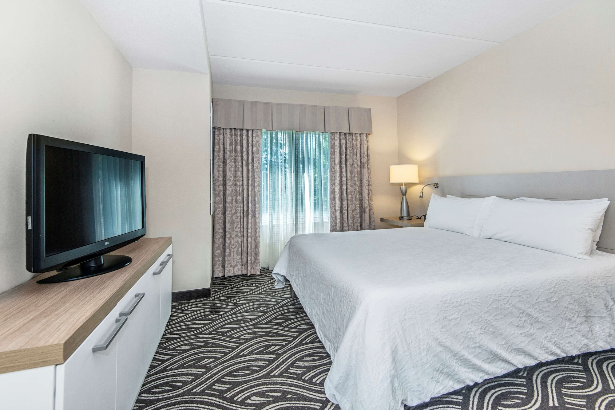 hilton garden inn charleston airport