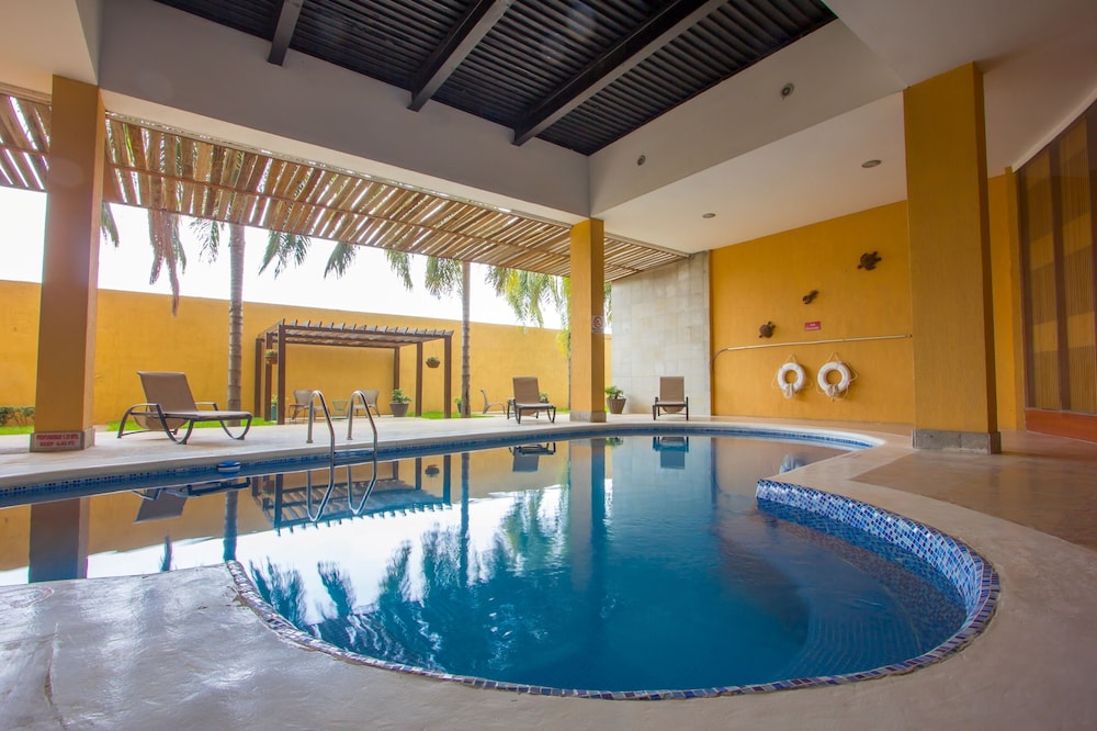 holiday inn express nuevo laredo by ihg