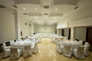 holiday inn express nuevo laredo by ihg