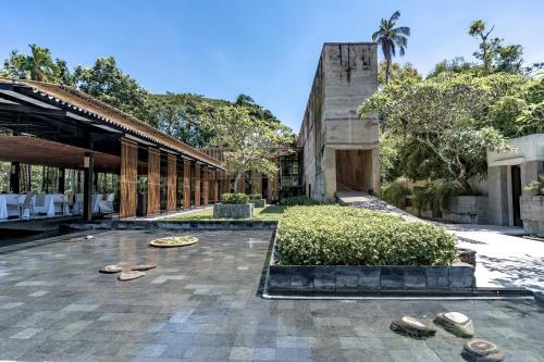 kayumanis nusa dua private villa and spa adults only