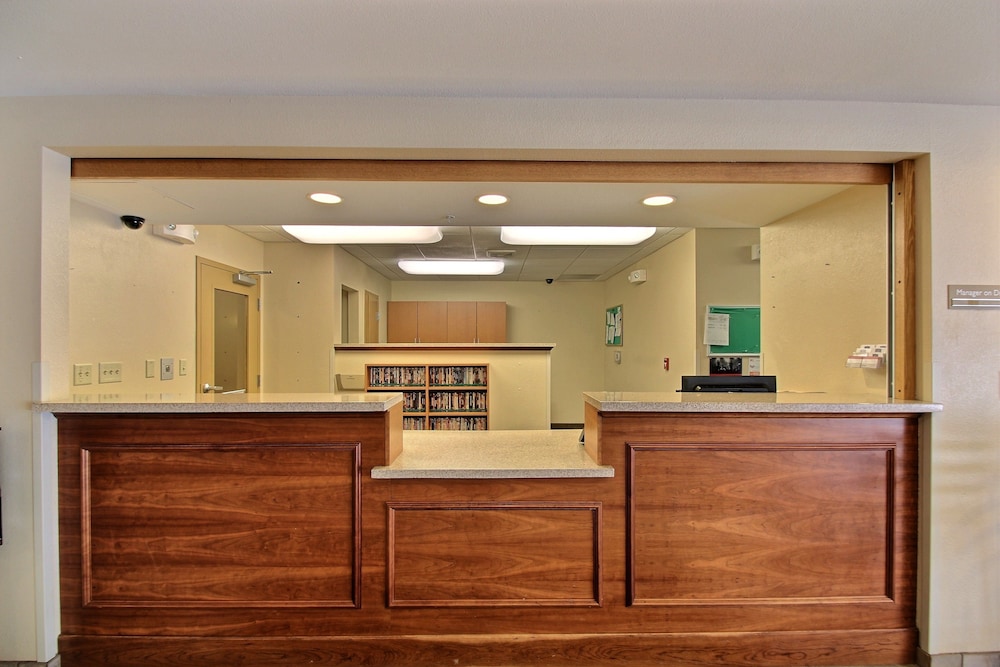 candlewood suites milwaukee airport by ihg