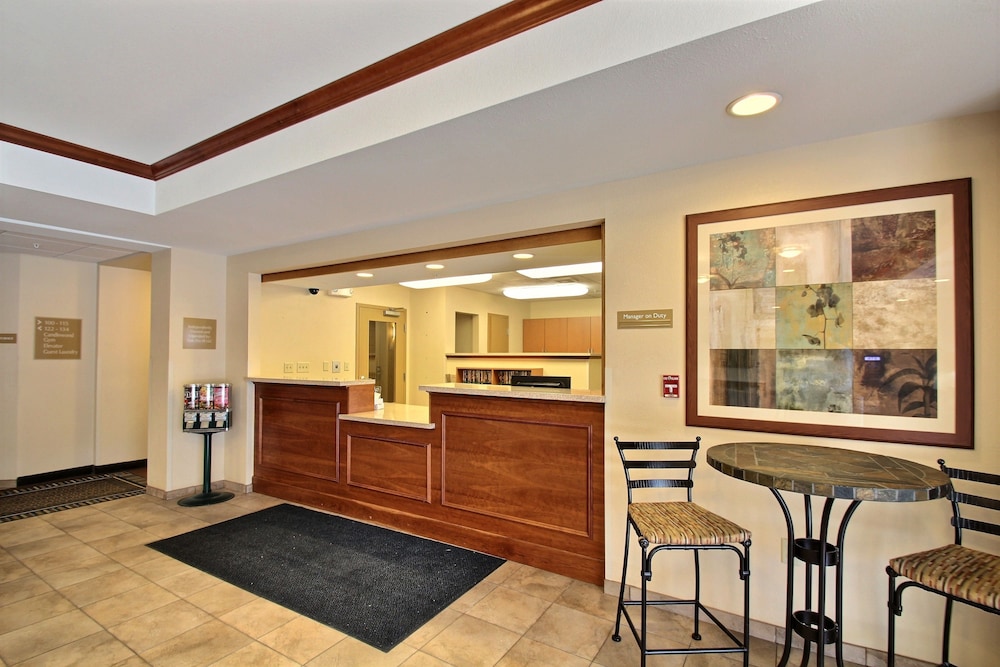 candlewood suites milwaukee airport by ihg