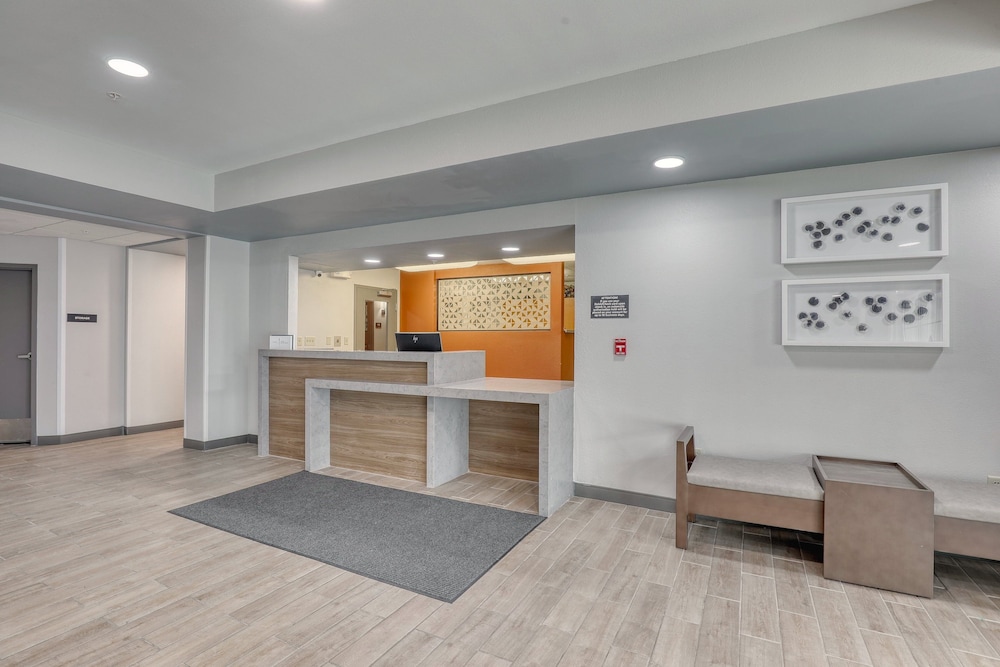 candlewood suites milwaukee airport by ihg