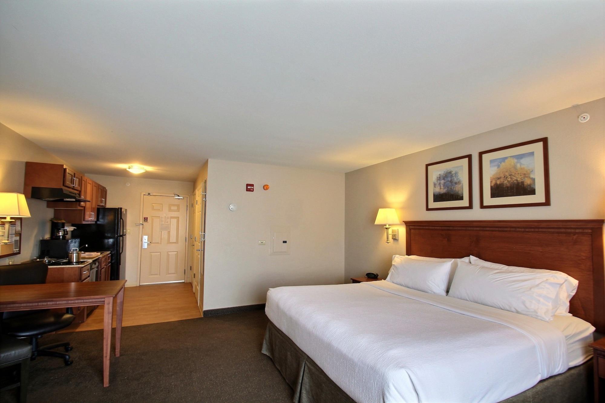candlewood suites milwaukee airport by ihg