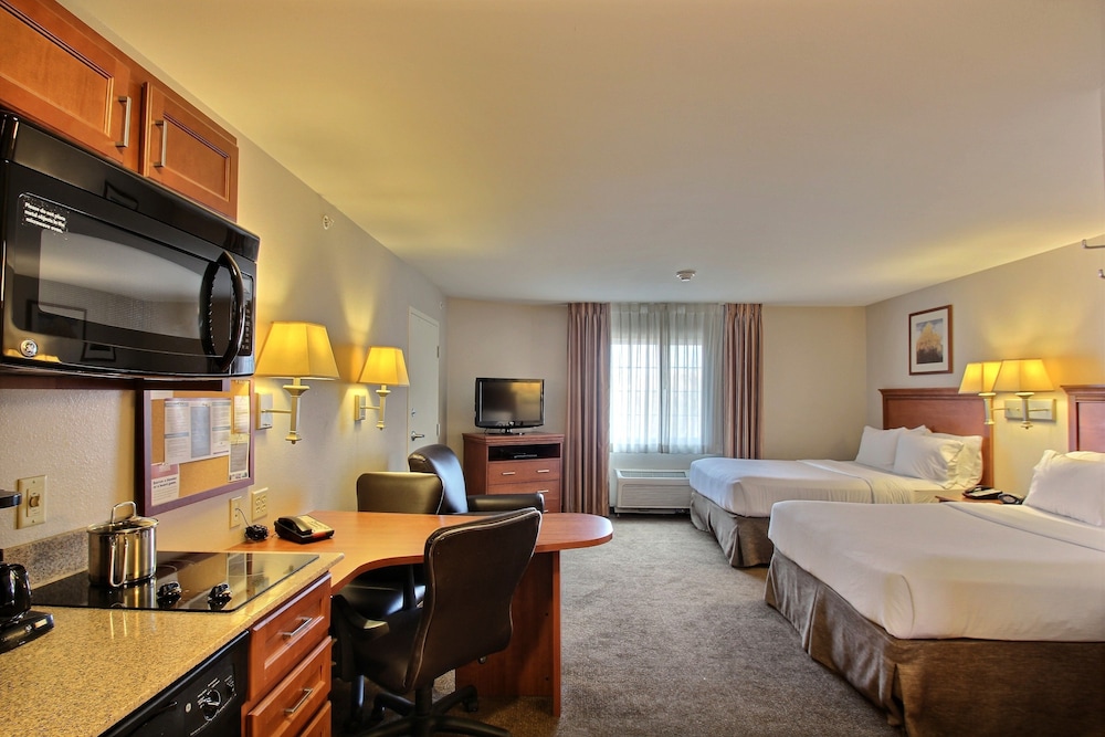 candlewood suites milwaukee airport by ihg