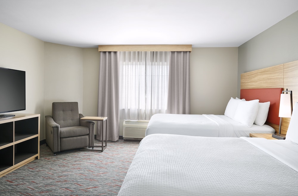 candlewood suites milwaukee airport by ihg