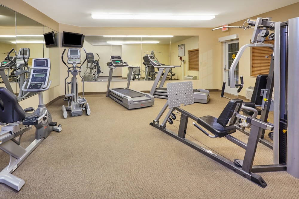 candlewood suites milwaukee airport by ihg