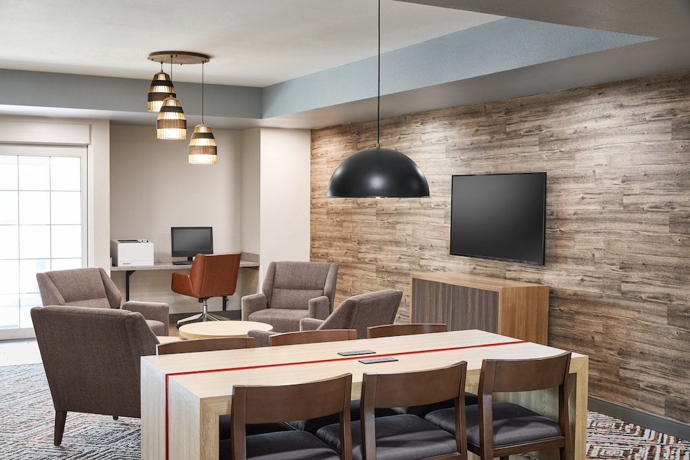 candlewood suites milwaukee airport by ihg