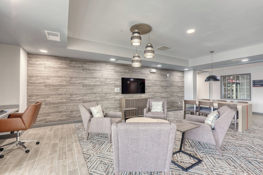candlewood suites milwaukee airport by ihg