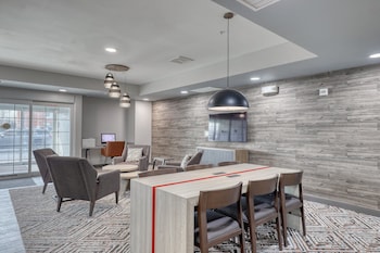 Candlewood Suites Milwaukee Airport By Ihg,Milwaukee>>Greendale,3 star