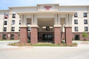 hampton inn omaha west lakeside
